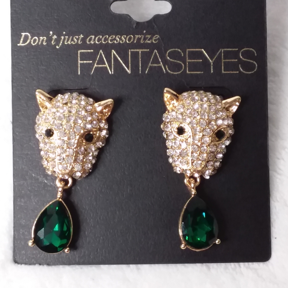 Leopard Head Dangle Pierce Earrings Gold Tone Fantaseyes